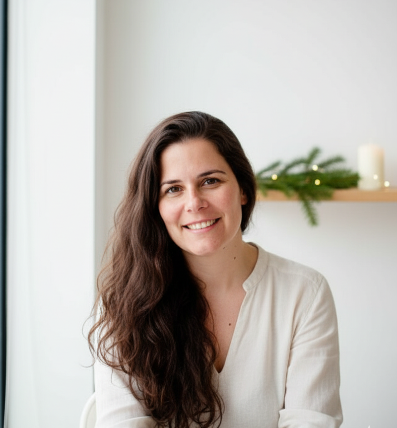 Retrato de Jesica Samanez, Diseñadora de Interiores y Estratega Inmobiliaria